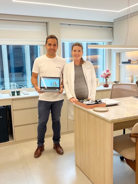 WebiWebi+ em apresentação de projeto para cliente